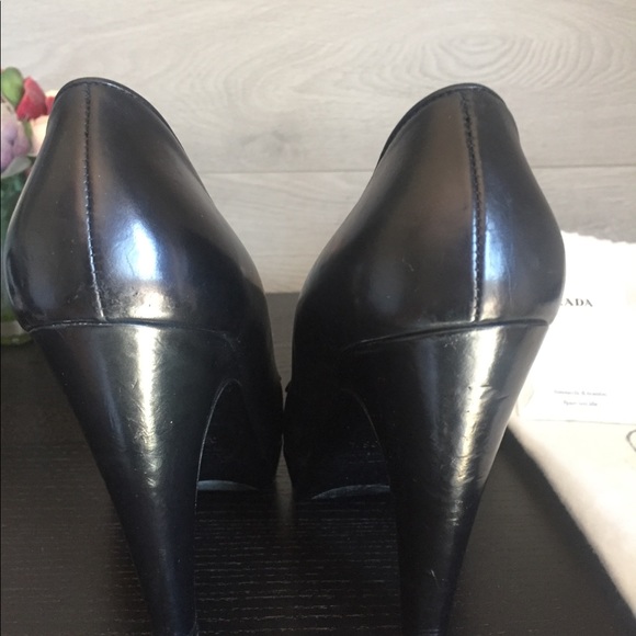 Prada shoes - Picture 7 of 8